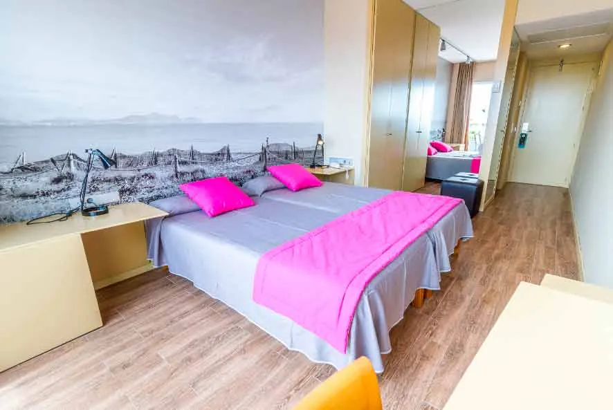 habitaciones eix platja daurada hotel spa